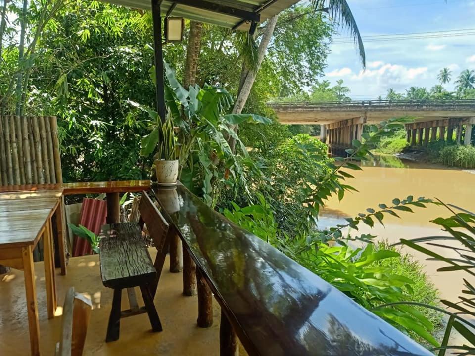 Suankafae Resort สวนกาแฟรีสอร์ท Surat Thani Exteriör bild