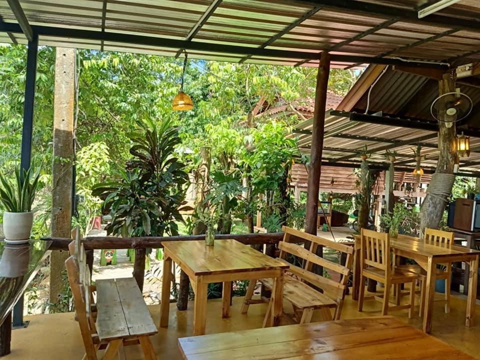 Suankafae Resort สวนกาแฟรีสอร์ท Surat Thani Exteriör bild