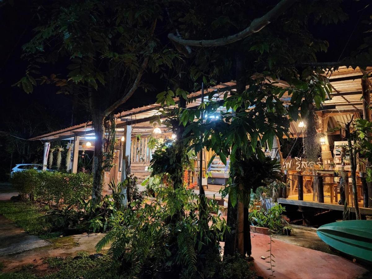 Suankafae Resort สวนกาแฟรีสอร์ท Surat Thani Exteriör bild